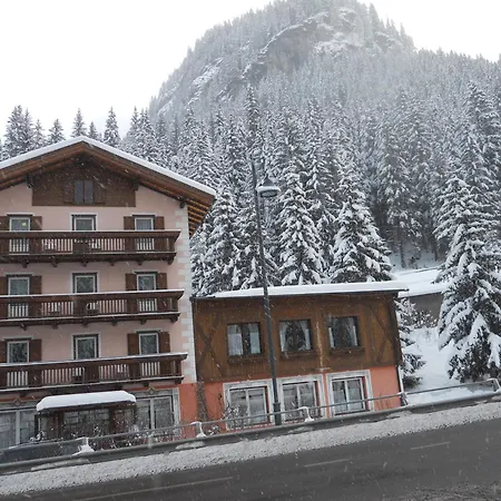 Hotel Villa Agomer-3