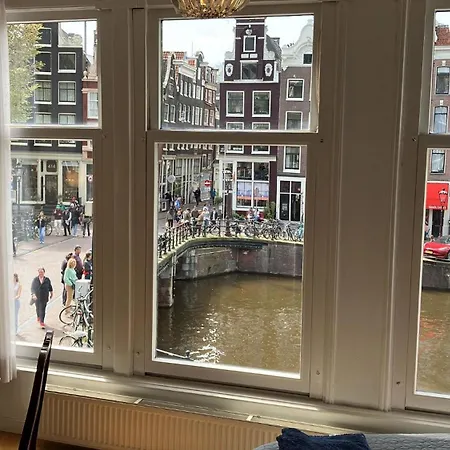 Canal View B&B Amsterdam-2
