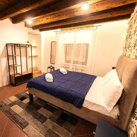 Al 18 Verona Rooms-3
