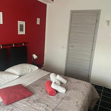 Aurelio Roma Room-2