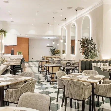 Ilunion Les Corts Spa-3