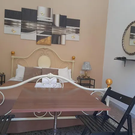 Casa Roma Affittacamere-3