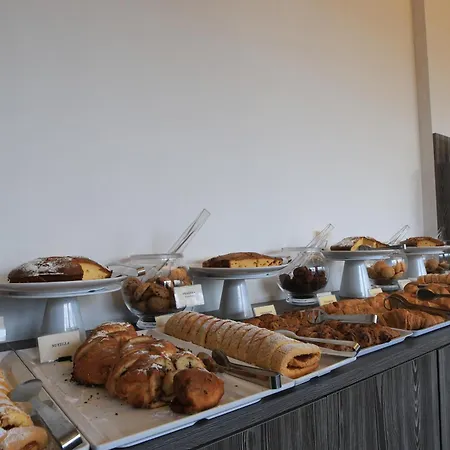 Tiby Hotel-2