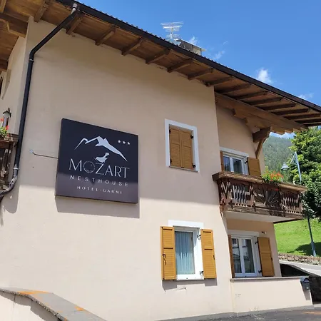 Garni B&B Mozart Nesthouse-2