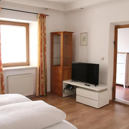 Hotel Goldene Krone Innsbruck-3