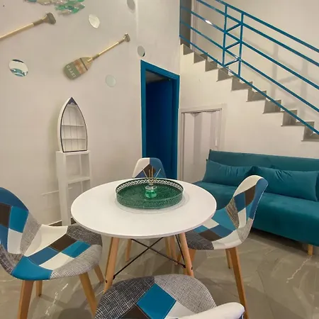 Vanity House-3