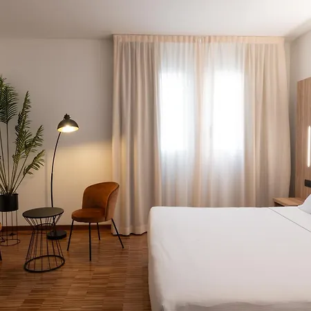 Bleis Hotel-2