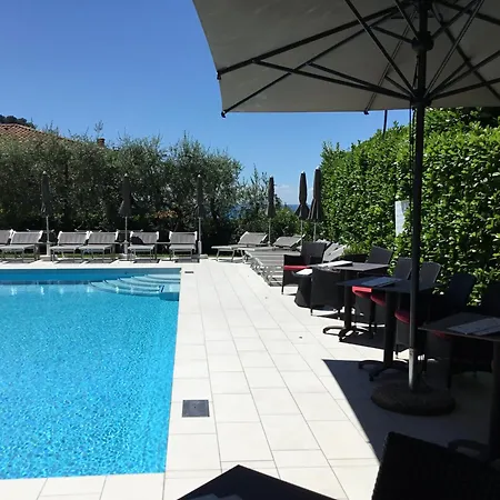 Hotel Villa Ca' Nova ***S-3