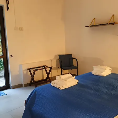 La Casa A Mare B&B-3