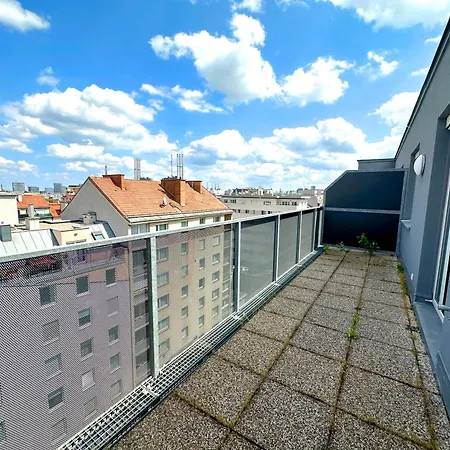 Jimmy'S Apartments Dandelion-2