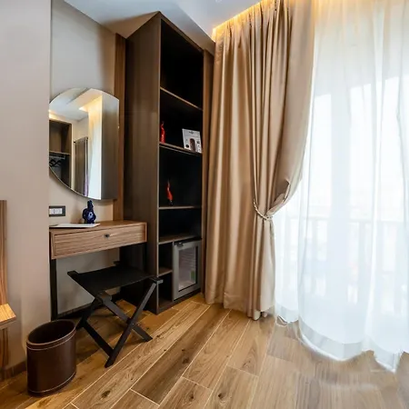 Nap Luxury Guest House Municipio-3