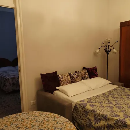 Battisti 18 Vintage Rooms-2