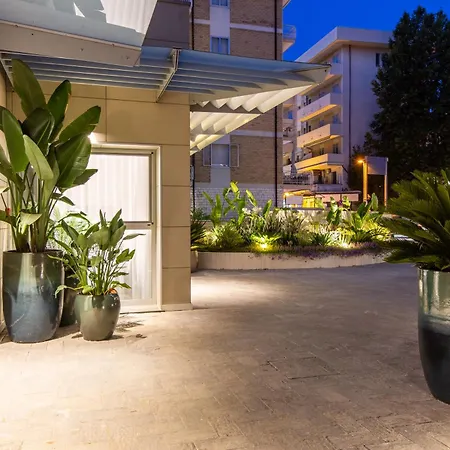 Marina Suite Apartments-2