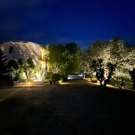 Residencia El Chupito Holistic Resort-2