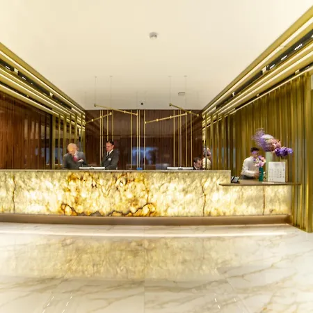 Vip Executive Suites Do Marques Hotel-3