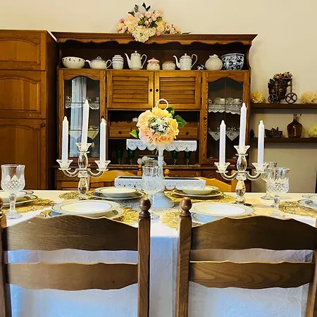 B&B Victorian House-3