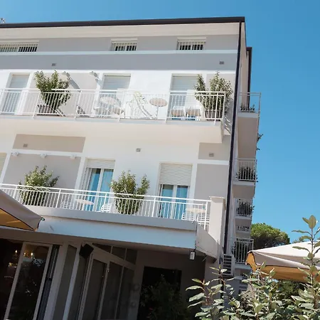 Hotel Ronchi-3