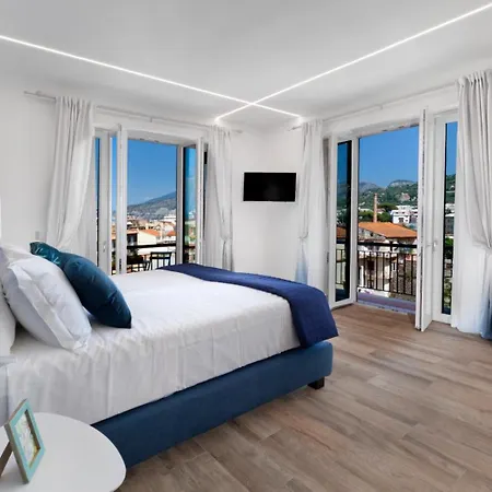 Lumar Luxury Sorrento-2