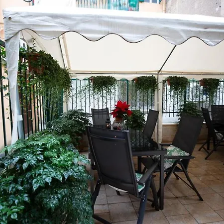 Flatinrome Rooms In Trastevere-2