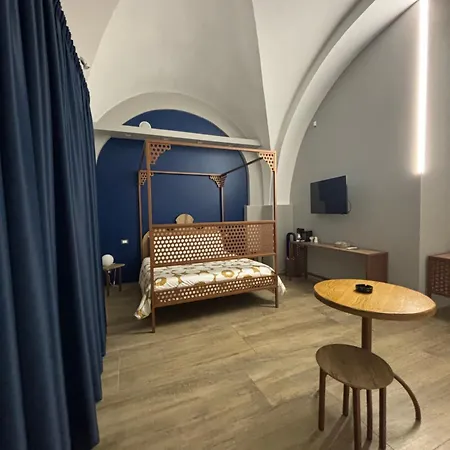 B&B DEL CORSO - Foggia - AMBIENTE SANIFICATO CON GENERATORE DI OZONO E LAMPADE GERMICIDA AD OZONO PER LA DISINFEZIONE DI ARIA E AMBIENTI - Parcheggio Custudito a pagamento - Netlifix TV-3