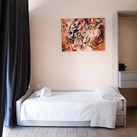B&B Bovio Square XIV-3