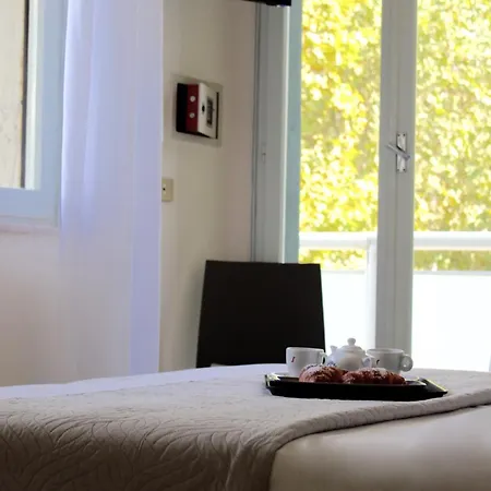 Roi Hotel-2