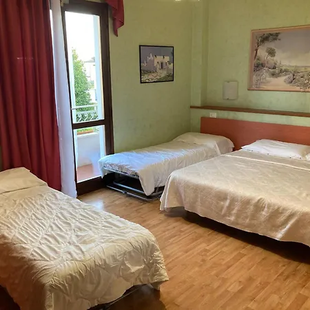 Hotel Benaco-3