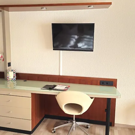 Hotel Avenue Altenfurt-2