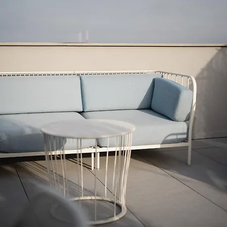 Green Park Penthouse Suite & Pool - Heated Pool --3