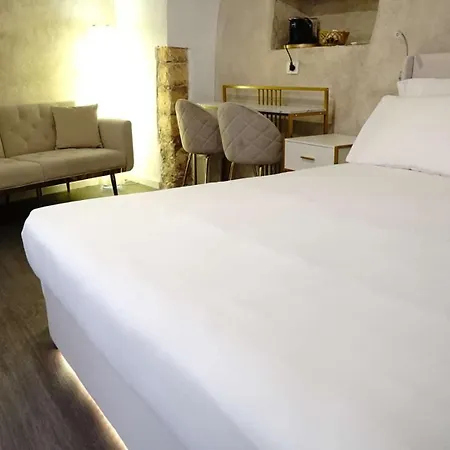Luxy Gargano Suite-3