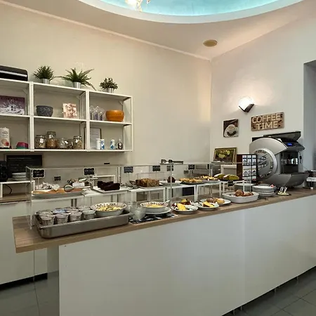 Hotel Iride Suite&Breakfast- ideale per famiglie e coppie-2