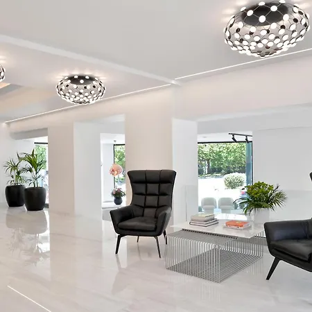 The Athenaeum Luxury Hotel-3