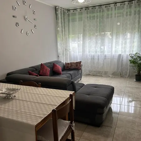 B&B Saval-2