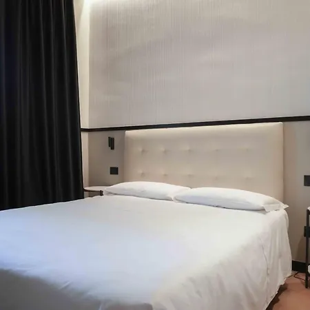 Hotel Universo-2