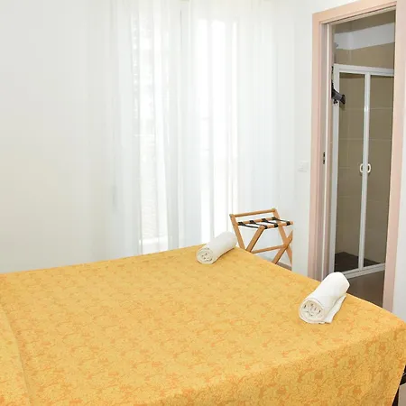 Hotel Marisa-3