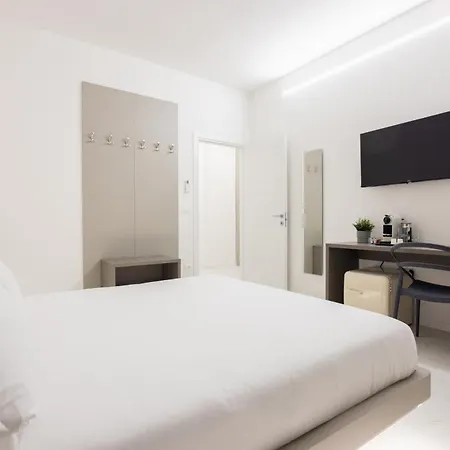 Excelsior Station Suite-3