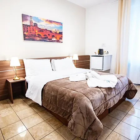 Verona Apartments&Rooms Porta Vittoria-2
