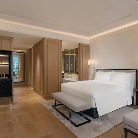 The Ritz-Carlton, Bangkok-3