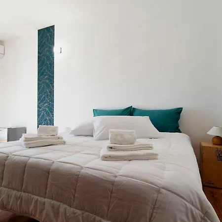 Cambria Rooms & Apartments-2