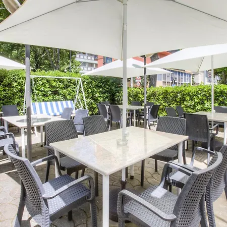 Hotel Taunus - Vista Mare-3