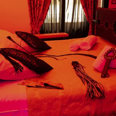 Suite Luxury Bdsm-2