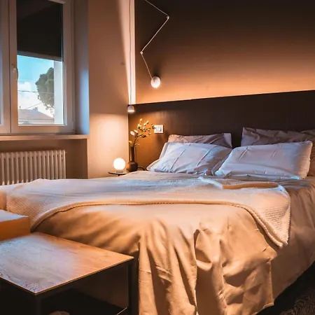 B&B Poli Opposti-2
