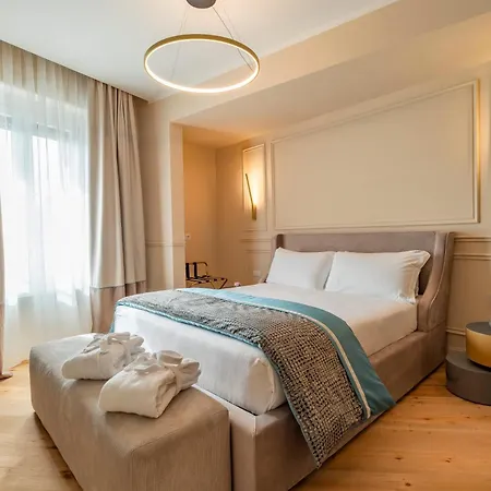 Trevi Imperial Suite 2-2