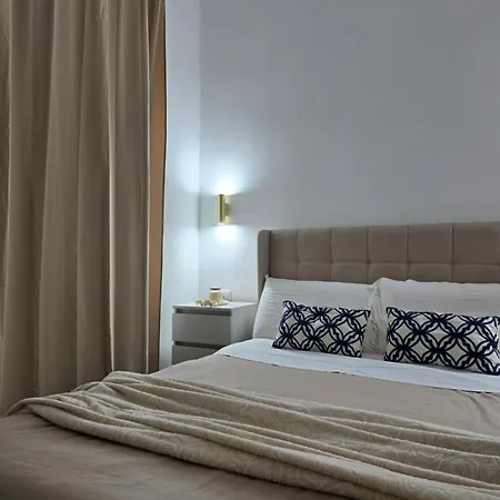 Ventre Luxury Rooms-3