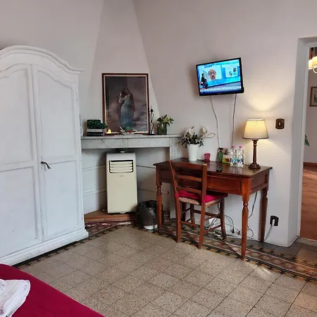 LA MAISON DEL CORSO Hospitality-3