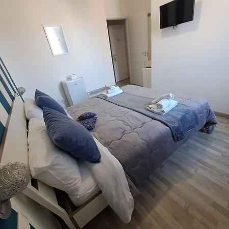 Bedroom la stazione-2