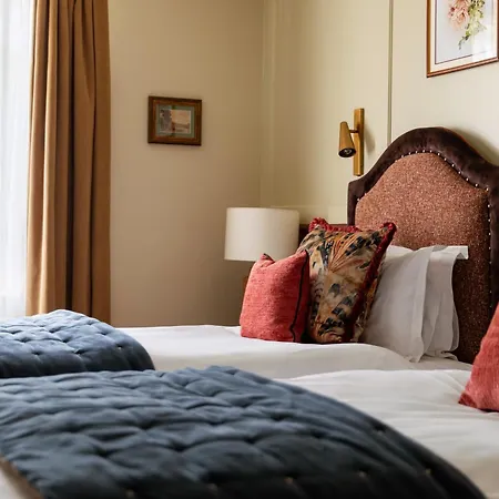 Coach & Horses Hotel-2