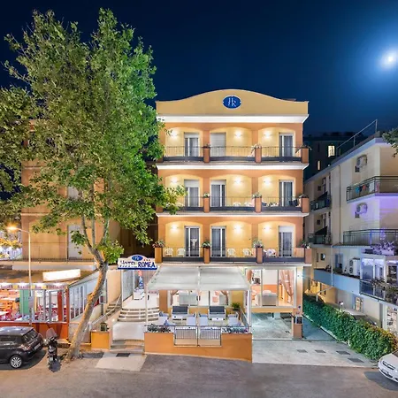 Viva Beach Hotel - 20M From The Beach & Large Breakfast-3