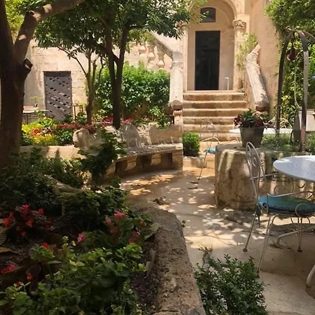 Il Giardino Della Regina-3