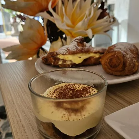Hotel Camelia-3